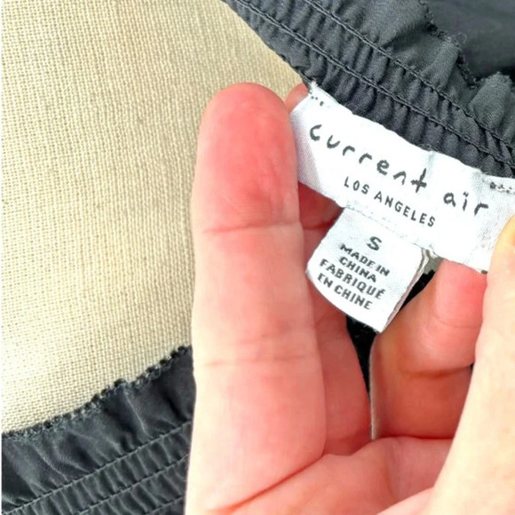 Current‎ Air Los Angeles Black Ruffle Short Sleeve Blouse Size Small - Picture 9 of 11